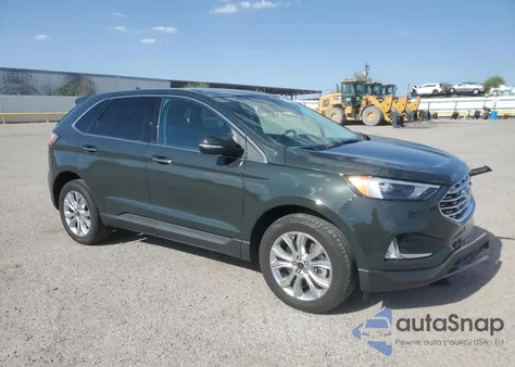2024 Ford Edge Titanium z USA, uszkodzony, nr VIN 2FMPK4K93RBA86892